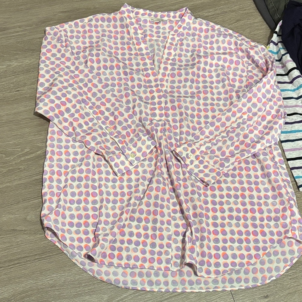 GAP Vibrant Polka Dot Shirt